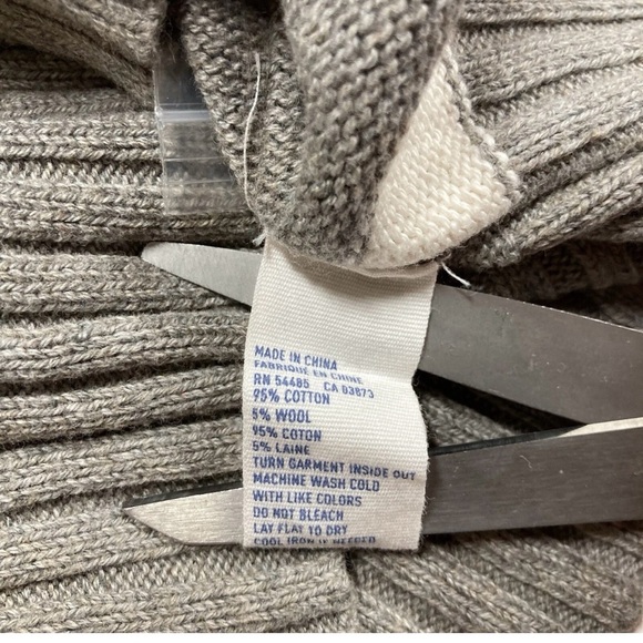 American Eagle Outfitters Striped Cardigan in Gray and Cream - Picture 5 of 7